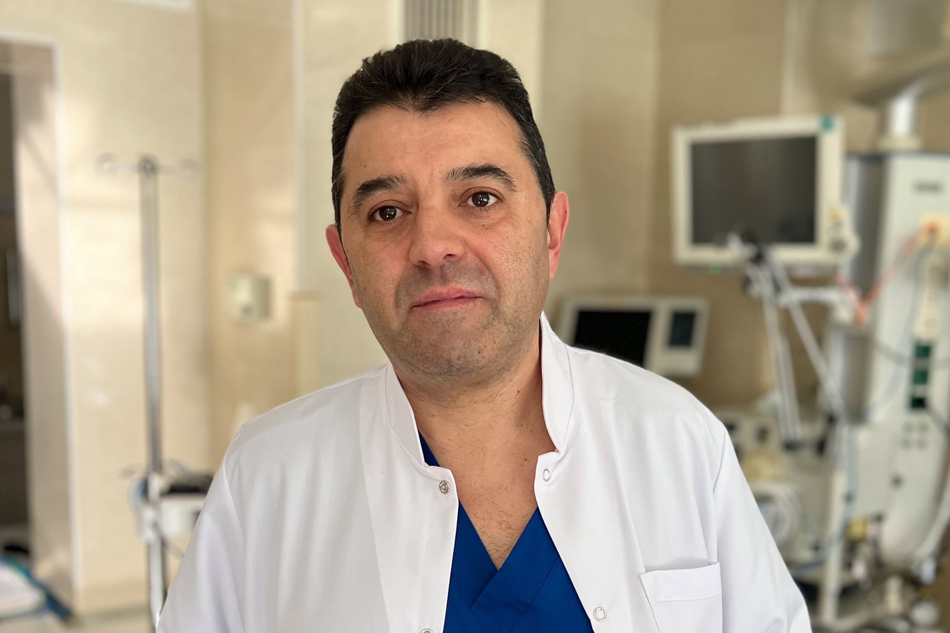 Д-р Николай Увалиев: Лекарят, който стои зад анестезиологичната техника, винаги ще бъде незаменим