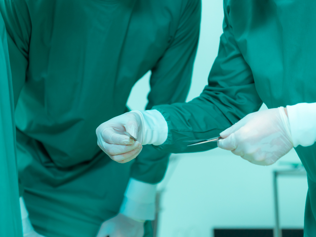 Четири успешни бъбречни трансплантации бяха извършени за по-малко от месец в болница „Лозенец“