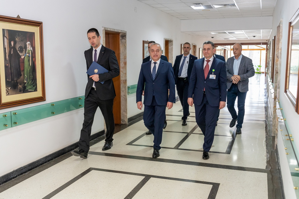 Болница „Лозенец“ получи почетния знак на Президента на Република България по случай 75 години