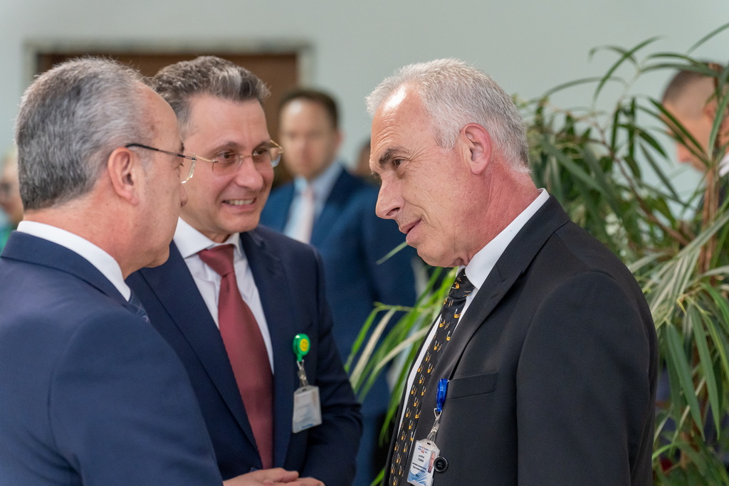 Болница „Лозенец“ получи почетния знак на Президента на Република България по случай 75 години