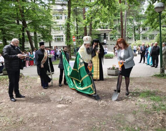 Дарителска кампания за изграждането на параклиса „Св. св. Кирил и Методий“ в УМБАЛ „Лозенец“