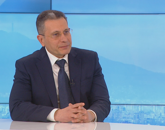 Директорът на УМБАЛ „Лозенец“ д-р Христо Стоянов пред БНТ: Всички пациенти са били лекувани при нас. Съмняваме се в злонамерени действия върху системите за записване